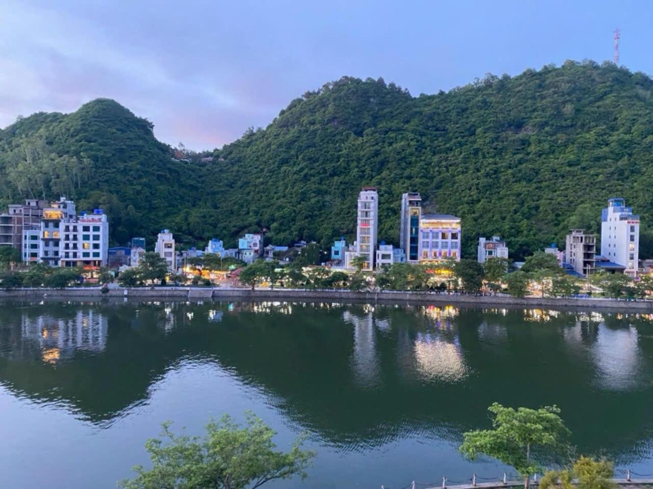 Anh Nhu Hotel Chan Chau ภายนอก รูปภาพ